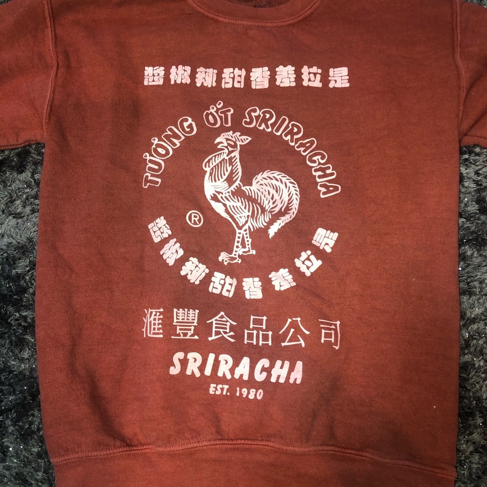 Sriracha crewneck